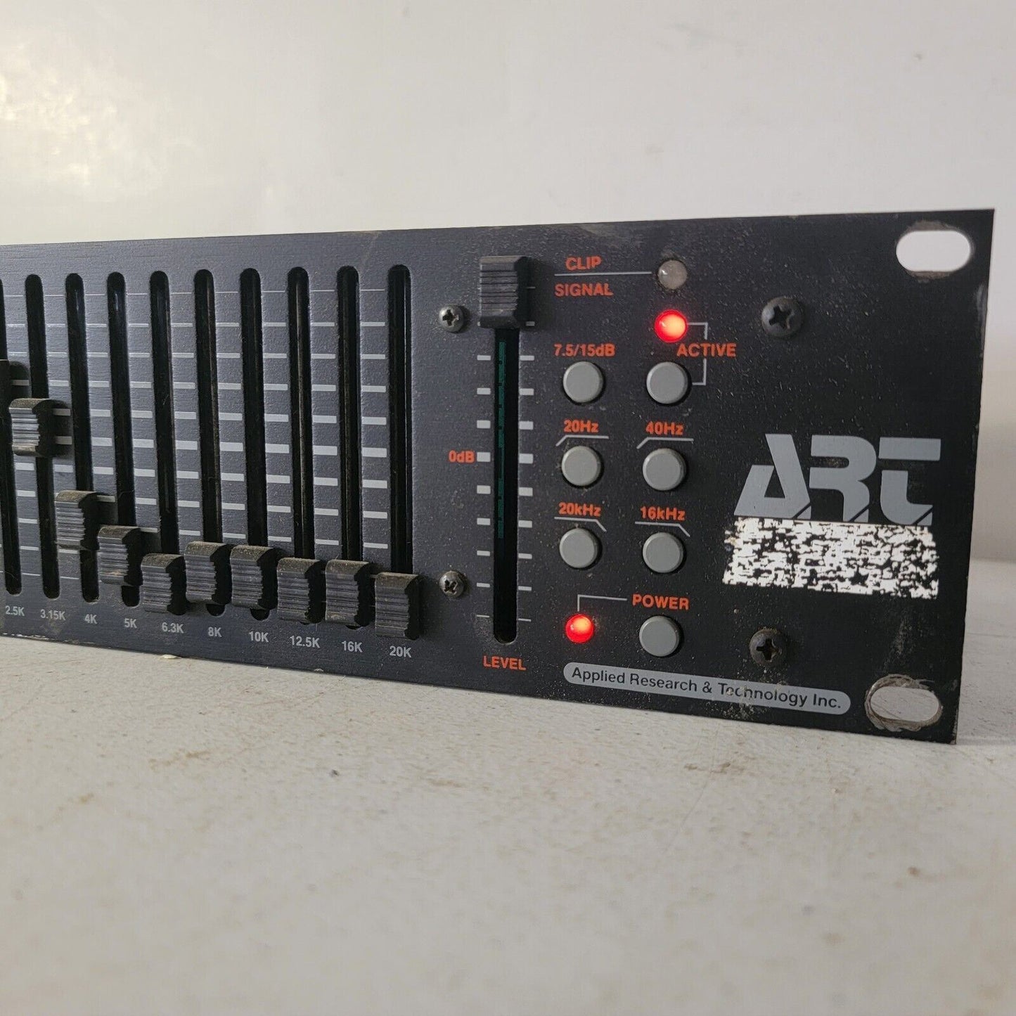 ART HD-31 High Definition EQ Model 350 1/3 Octave Graphic Equalizer