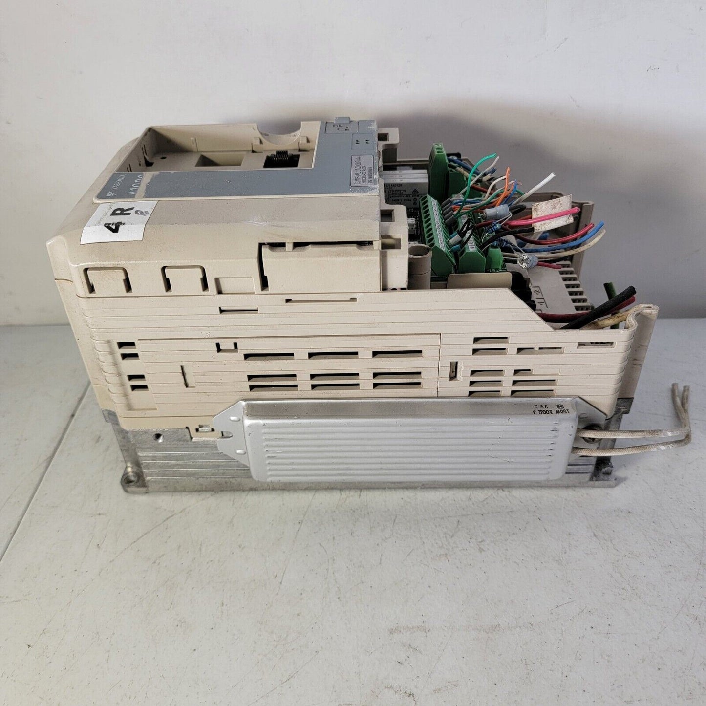 Yaskawa A1000 CIMR-AU2A0008FAA Variable Speed Drive 200-240v 3 Phase 8A/6.9A