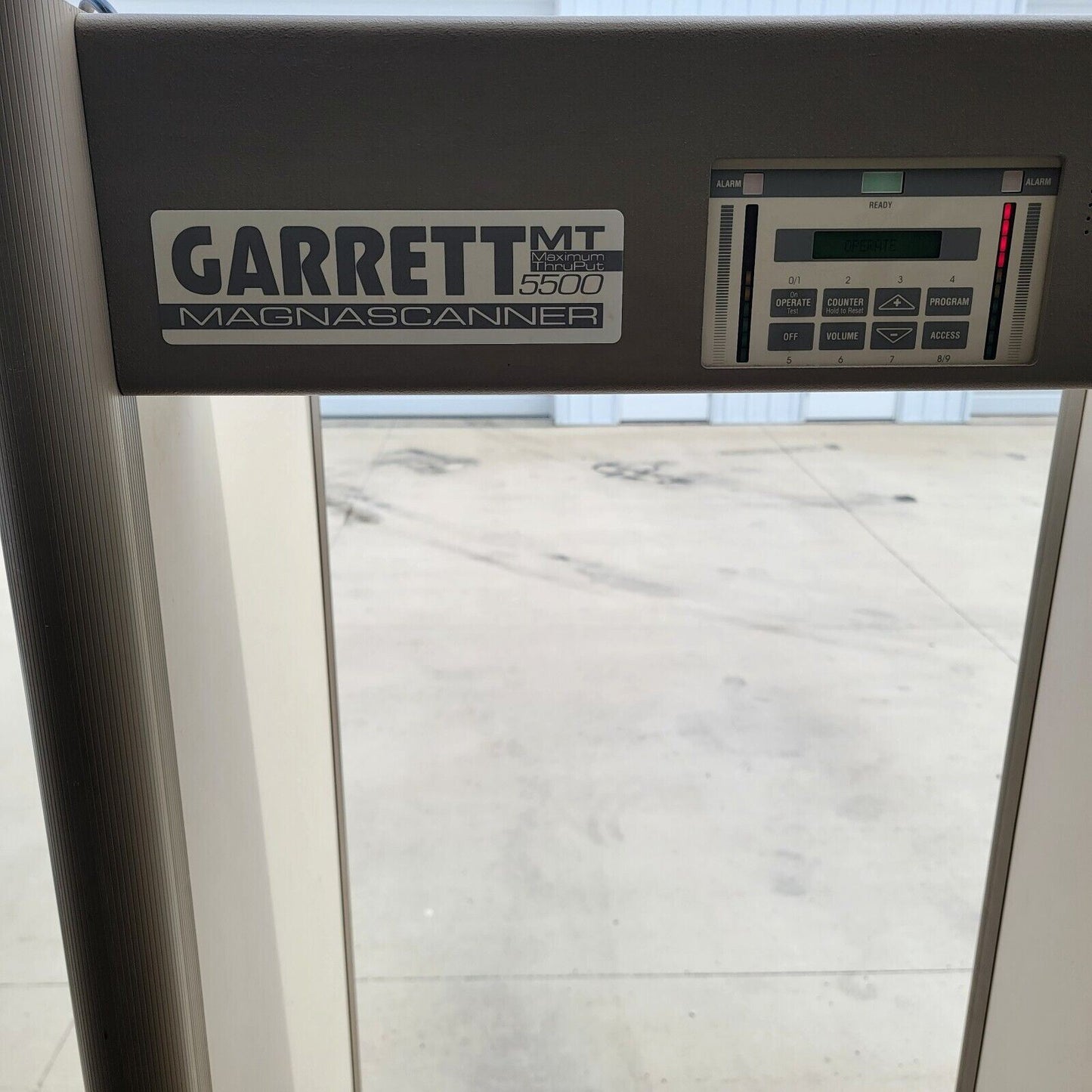 TESTED Garrett Magnascanner MT5500 Walk Through Security Metal Detector