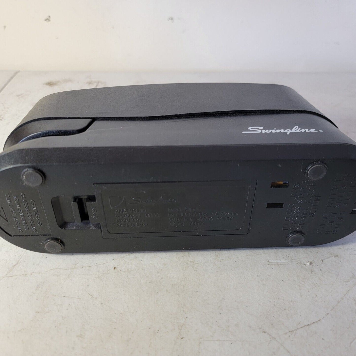 TESTED- Battery Powered Swingline Electric Stapler