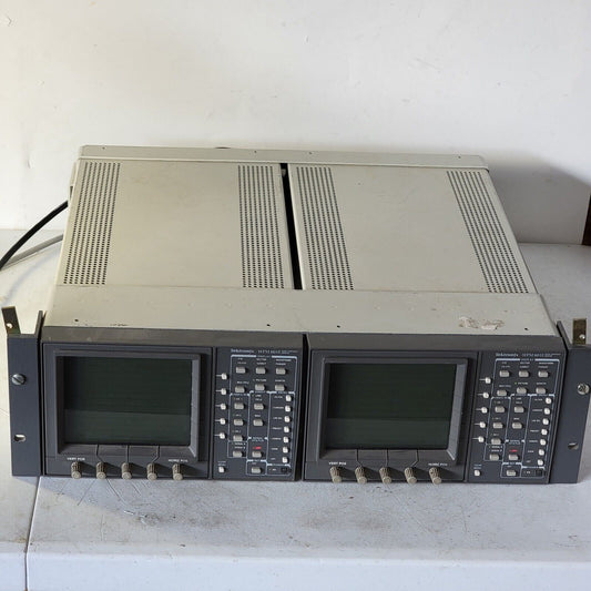 *Set of 2* Tektronix WFM601E Wave Form Monitor READ