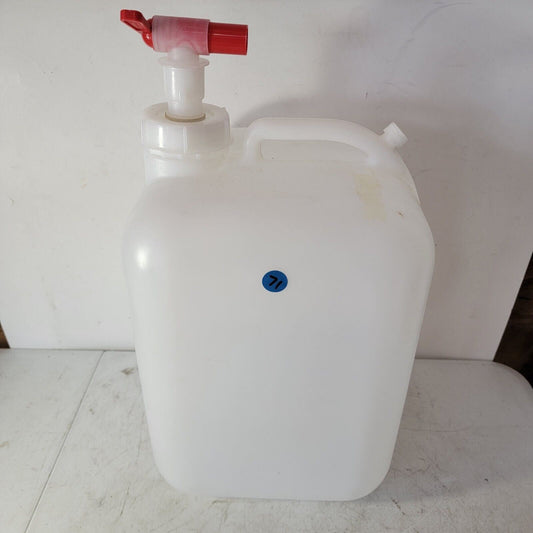 Dynalon 105665 HDPE 5 Gallon Hedwin Graduated Lab Carboy w/ Spout