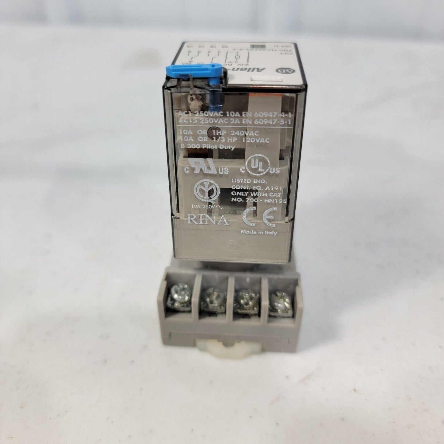 Allen Bradley AB ABB 700-HA32Z24-3-4 with 700-NH125 Rail Mount