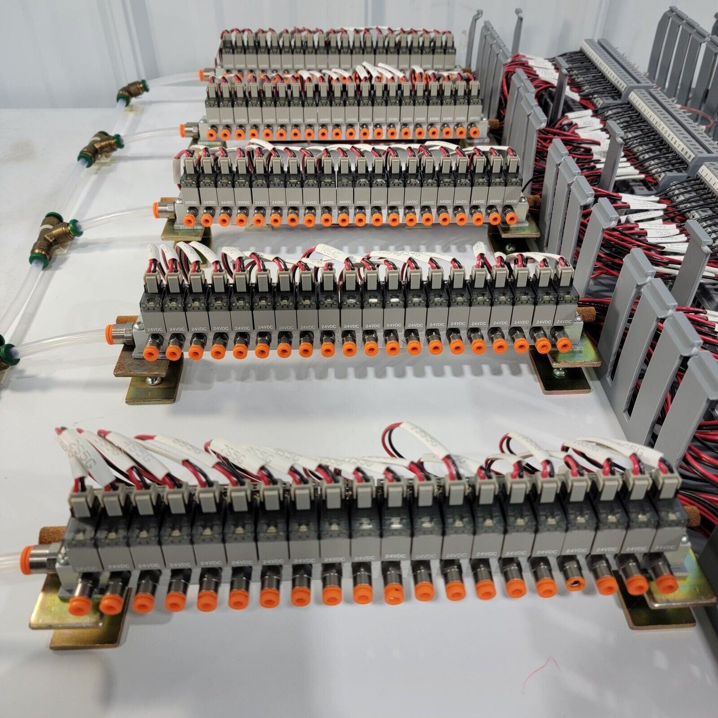 100x 24v Pneumatic Solenoid Group Panel Assembly- With Electrical Connections