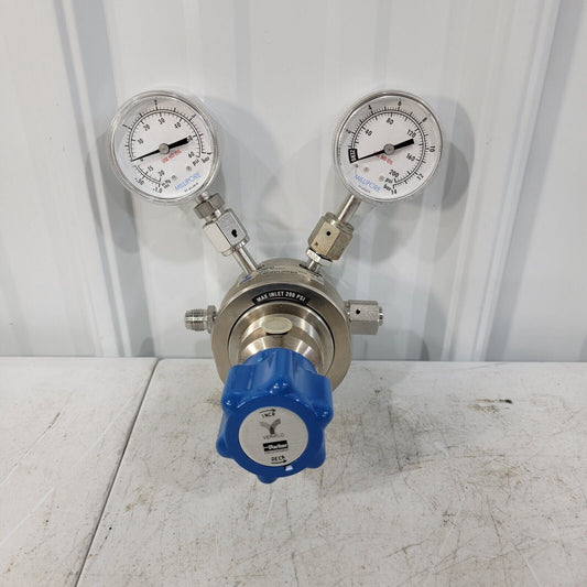 Veriflo Pressure Regulator 1/4" VCR 45900709 SQ140E504PL2FSFMFM w/ Milli Gauges