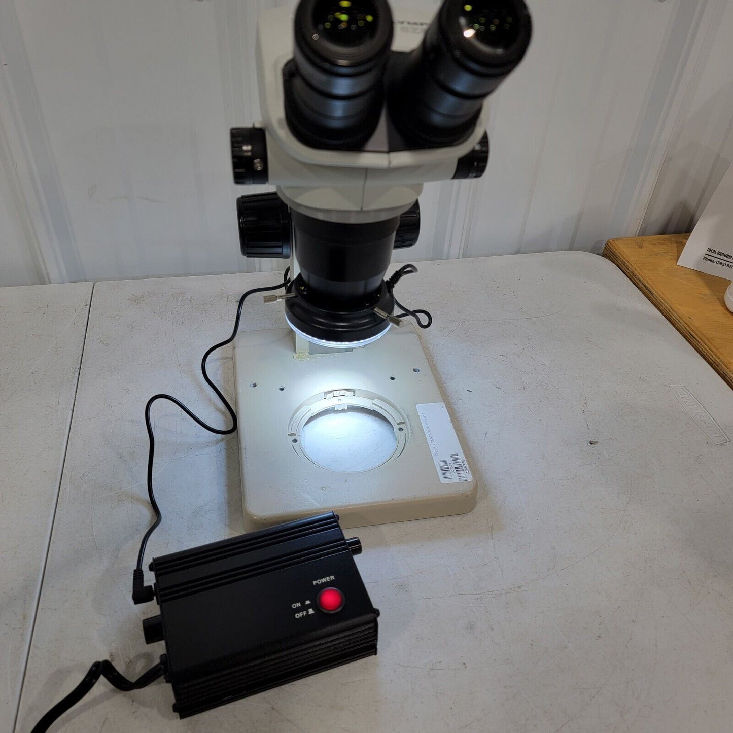 60-LED Microscope Ring Light with Solid Black Metal Control Box