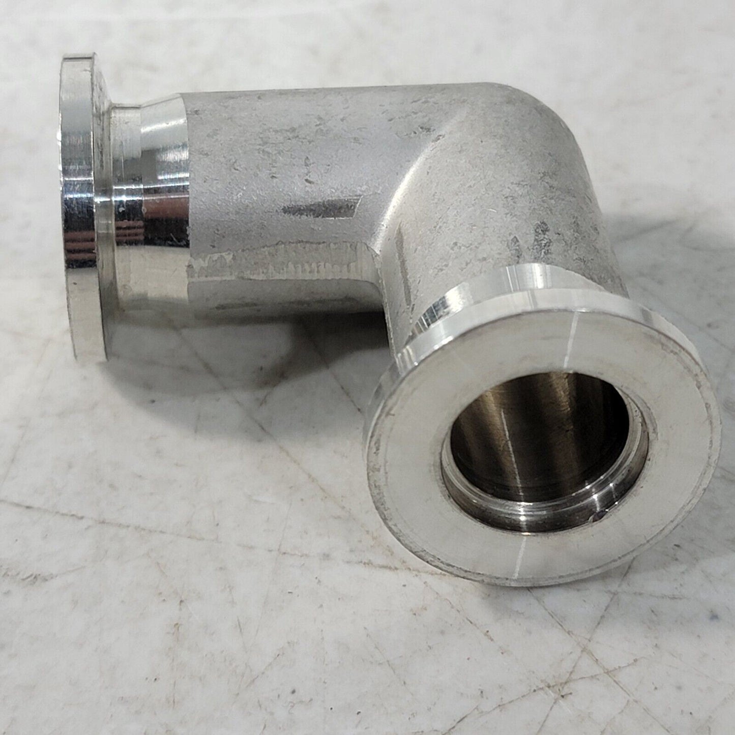 Edwards KF16 Elbow 90° High Vacuum Aluminum