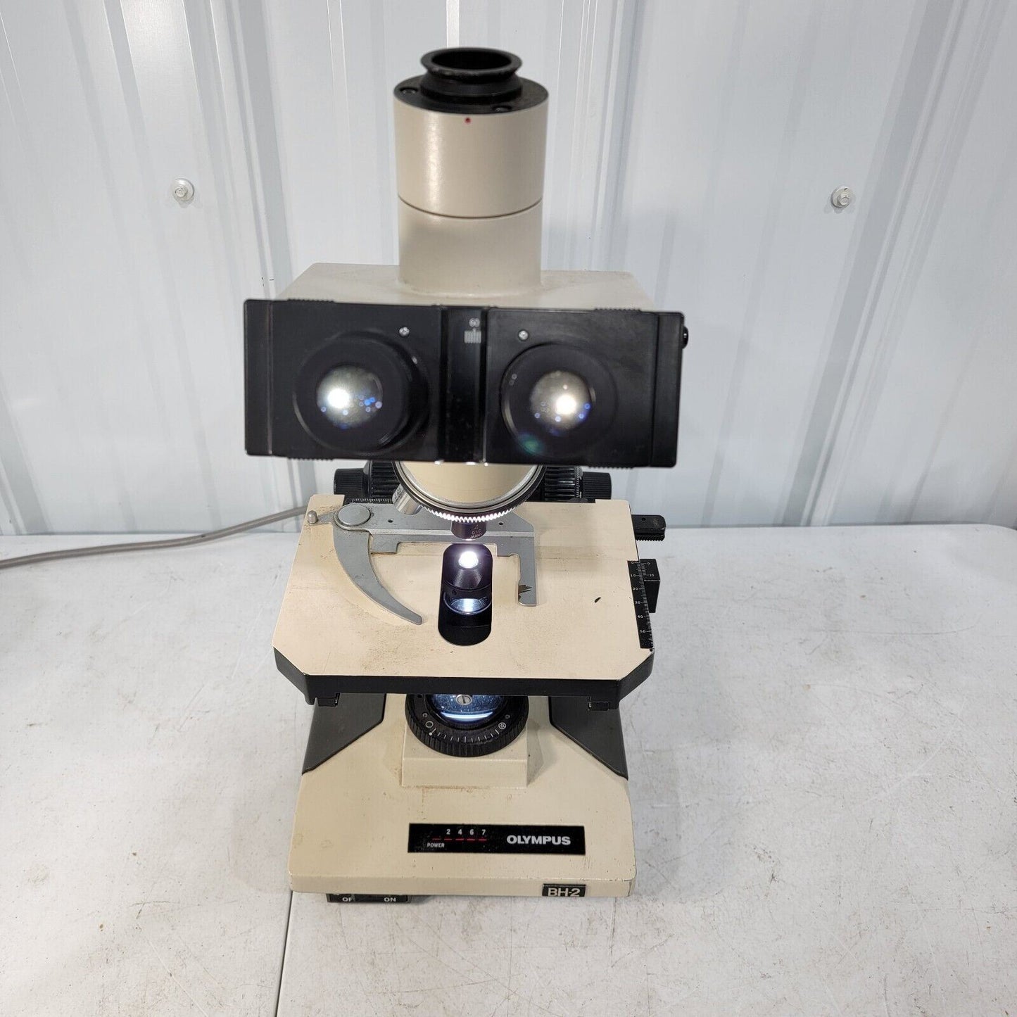 Olympus BHTU BH-2 Microscope w/ 10x/20L Eyepieces, 4x 10x 20x 100x  Objectives