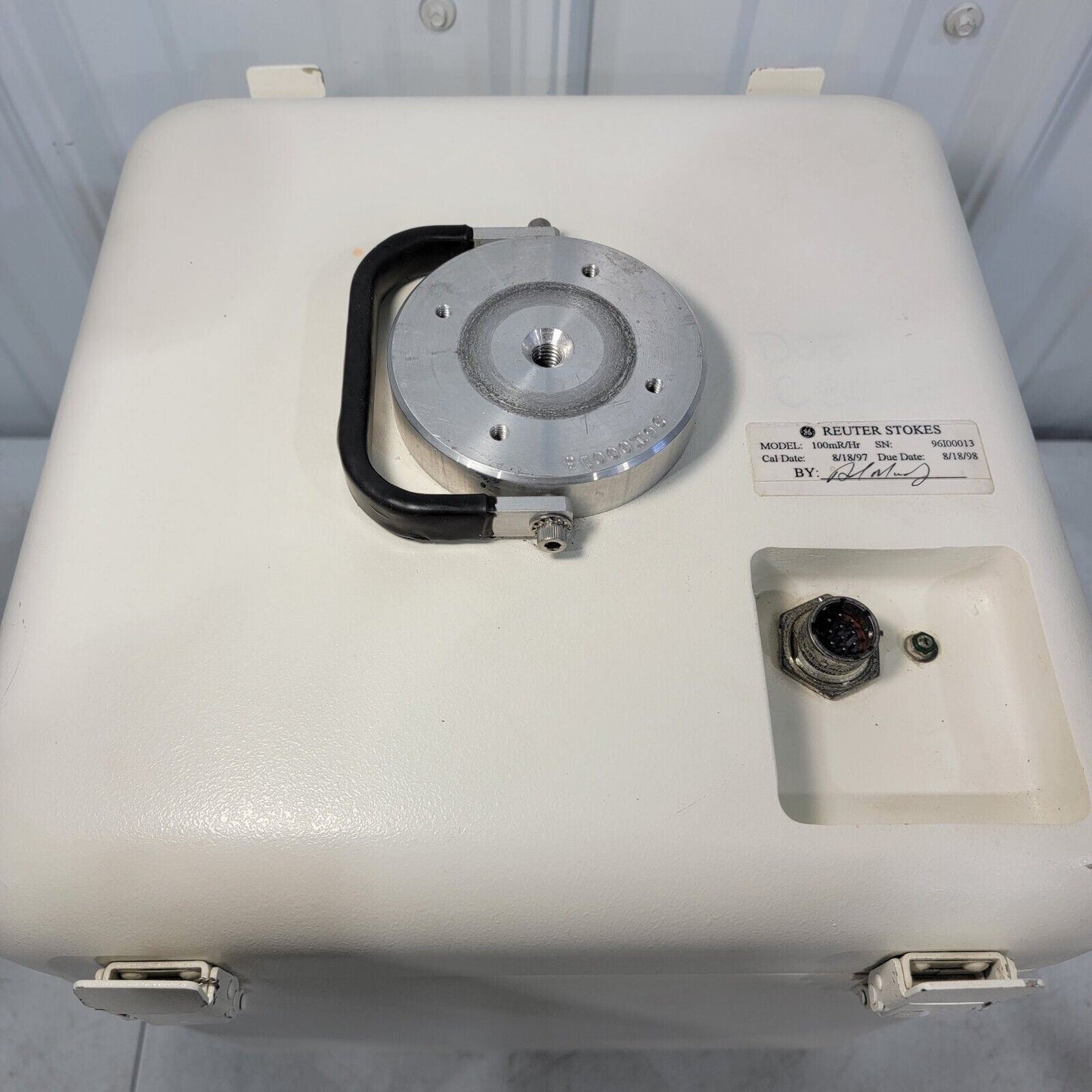 GE Reuter-Stokes 100mR/Hr Gamma Radiation Detector 0-100 mR/hr, 0-1 Sv/hr