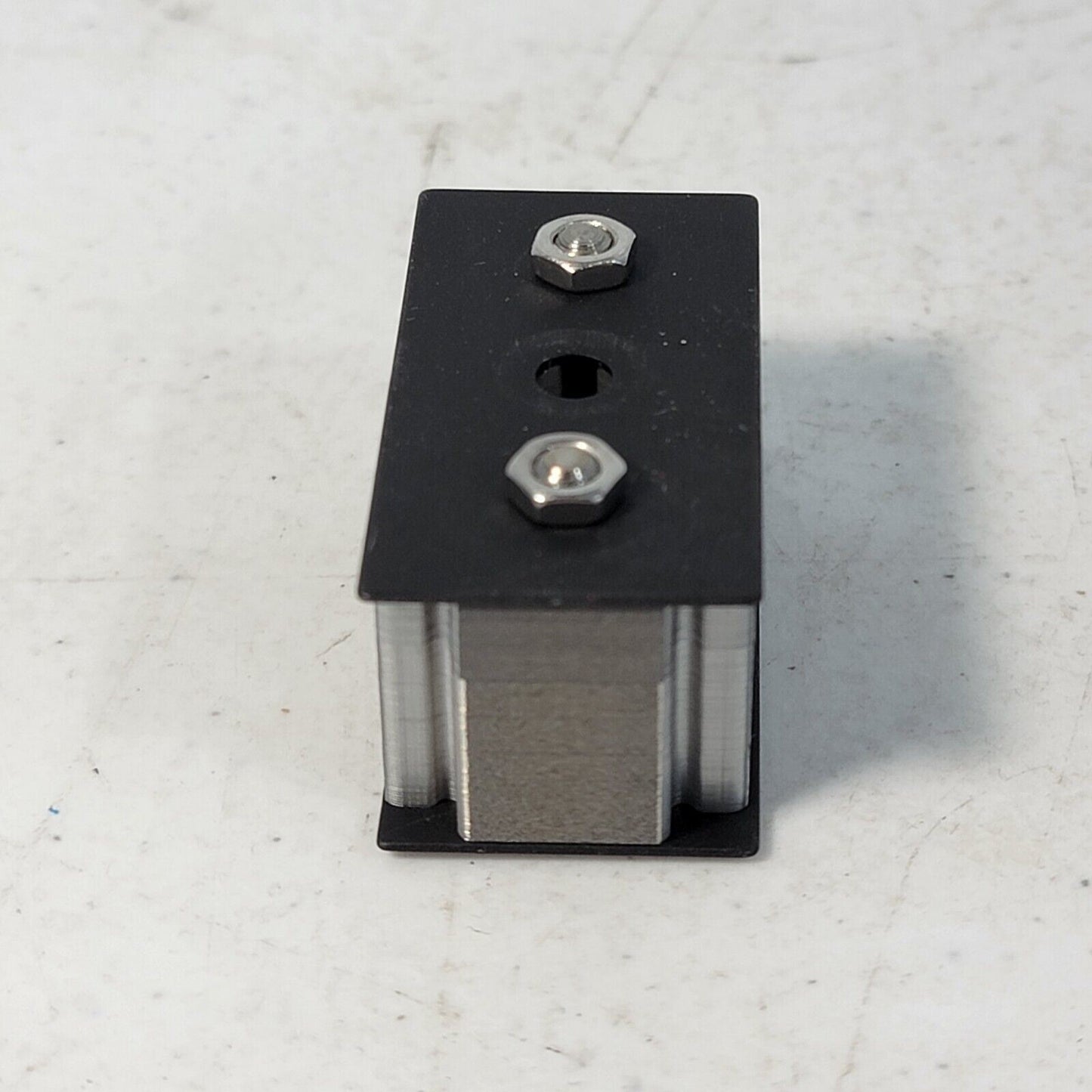 Thorlabs LB1 Beam Block 400-700nm, 10W Average Max Power CW