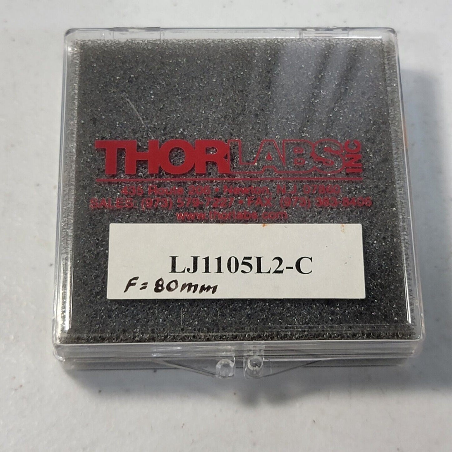 Thorlabs LJ1105L2-C Plano-Convex Lens 1050-1700nm AR Coating