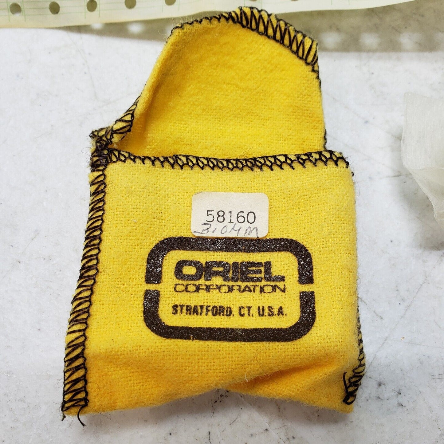 Oriel Bandpass Filter 58160 NIR Infrared CWL 3.04um FWHM 120nm OD 1"