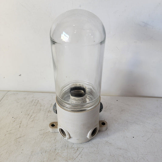 McGill 600 Utility Light, Incandescent, Max 150 Watts w/ Carlon E960GLB Glass