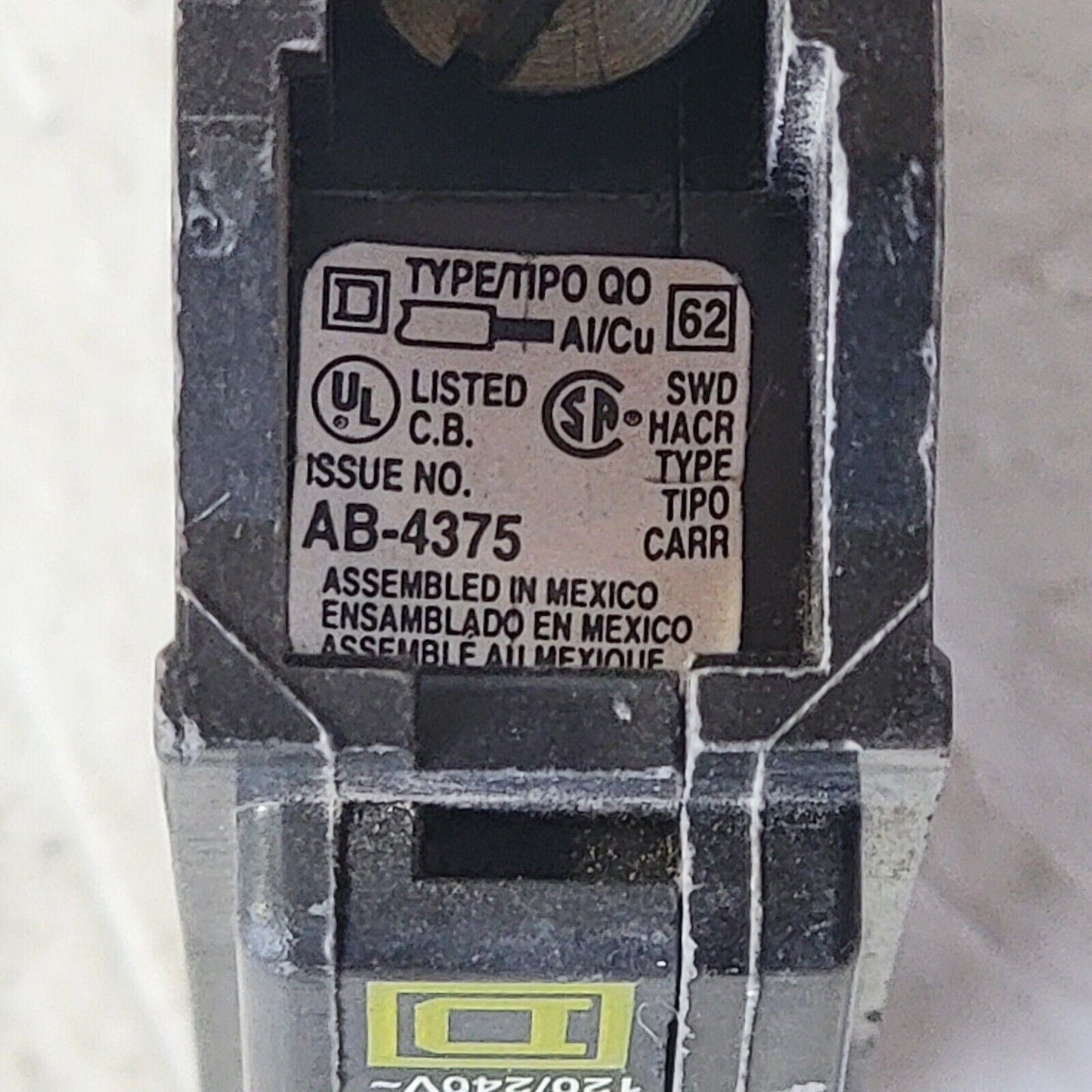 Square D 15A Breaker 120/240v Issue No. AB-4375