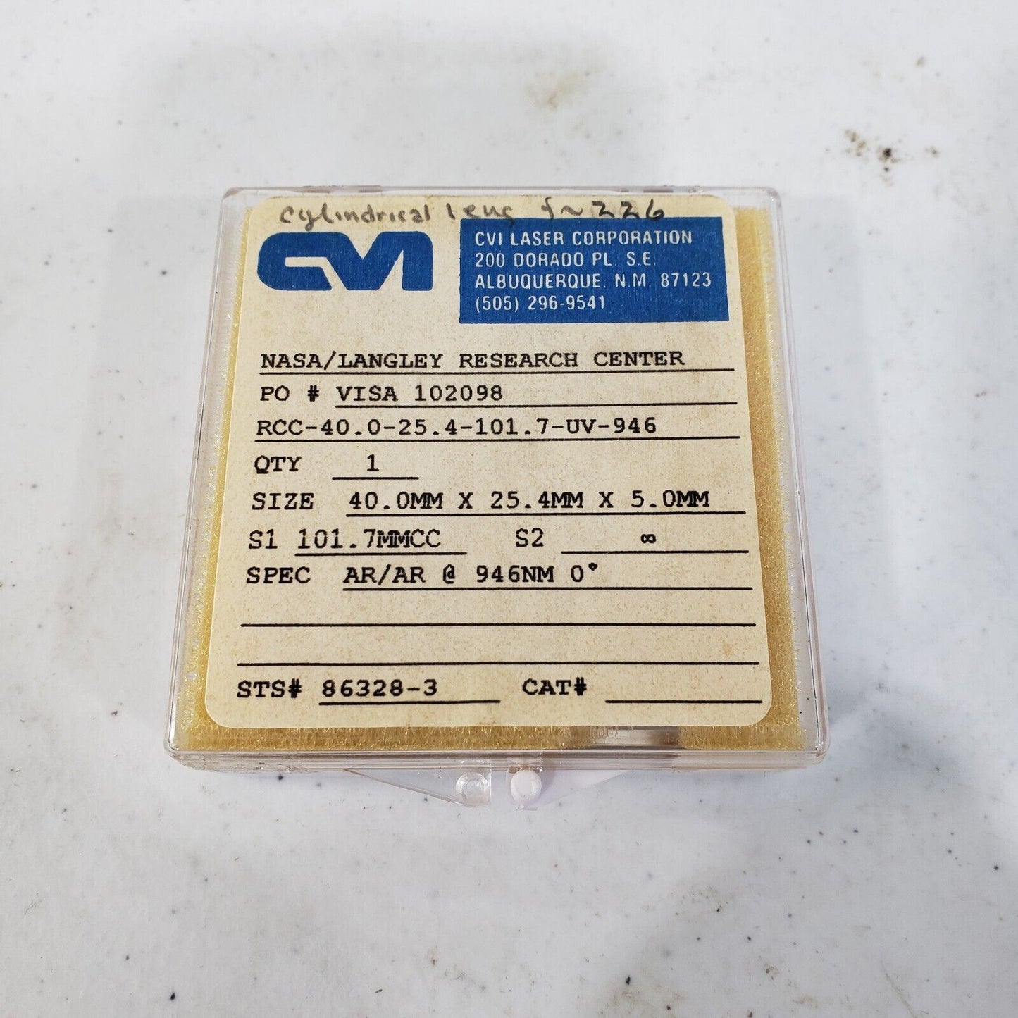CVI Cylindrical Lens f=226mm RCC-40.0-25.4-101.7-UV-946 946nm AR Coated