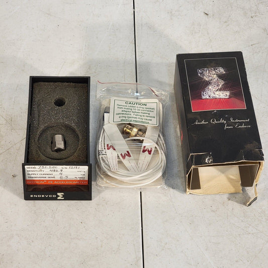 Endevco 751-500 IsoTron PE Piezoelectric Accelerometer 480.9 mV/g w/ BNC Cable