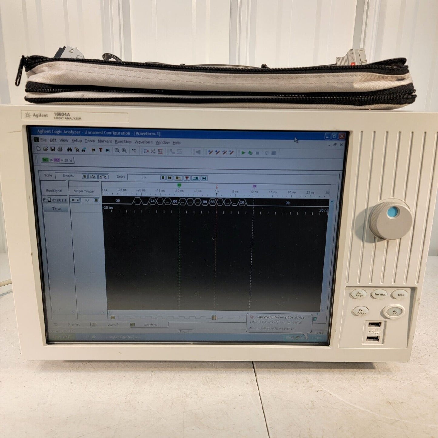 *READ* Agilent 16804A Logic Analyzer 136-Channel 4GHz 32M Memory Depth