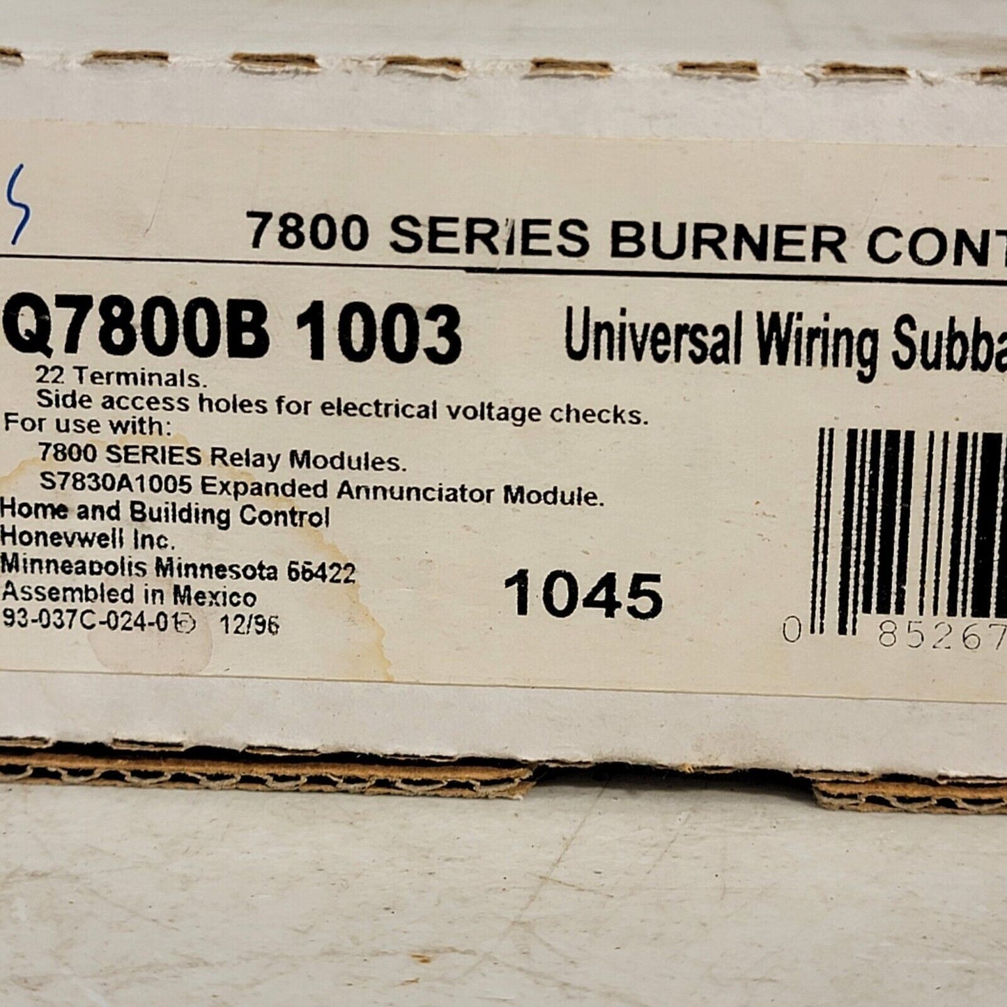 NEW IN BOX HONEYWELL Q7800B1003 UNIVERSAL WIRING SUBBASE BURNER MOUNT