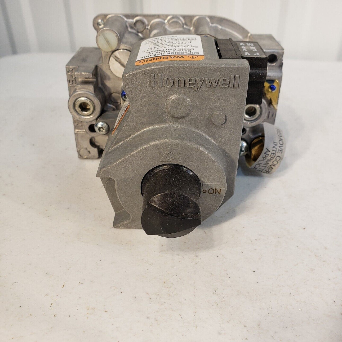 HONEYWELL Universal Electronic Ignition Gas Valve VR8345M w/ Kit