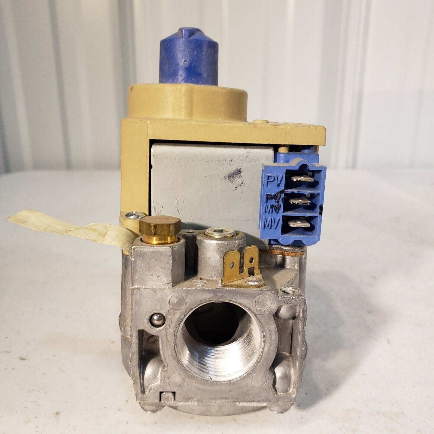 Honeywell VR8345M 4302 Gas Valve