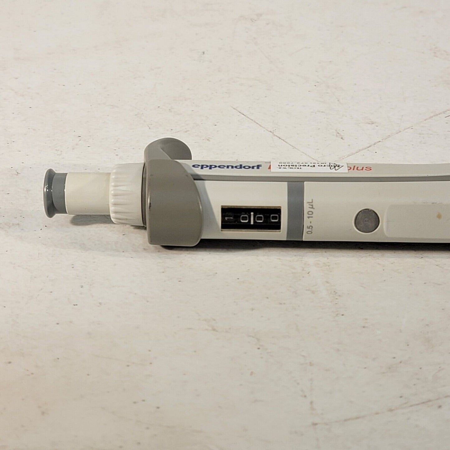 Eppendorf Pipette Research Plus 0.5-10 uL PhysioCare Concept Fully Autoclavable