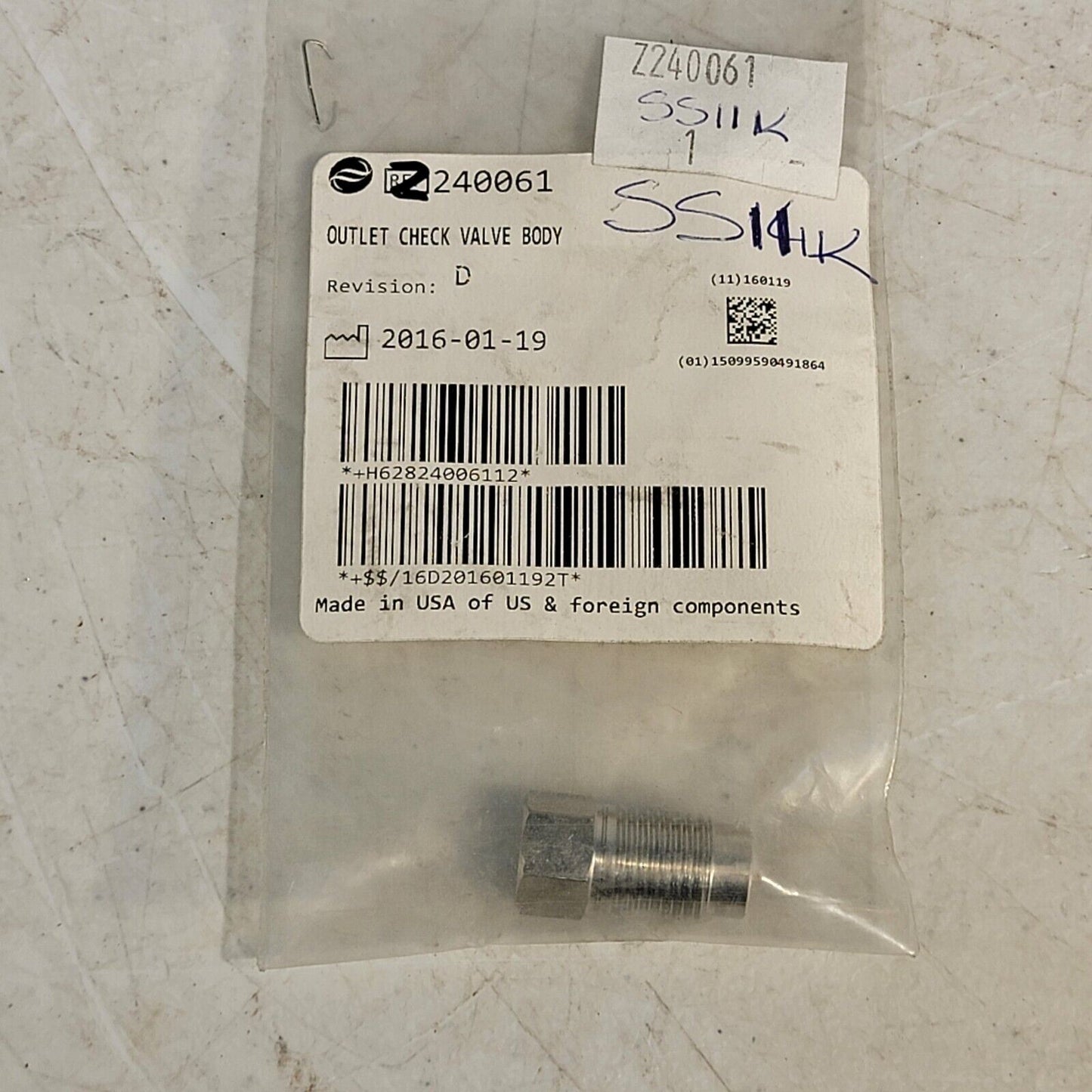 240061 Outlet Check Valve Body Shimadzu HPLC GC