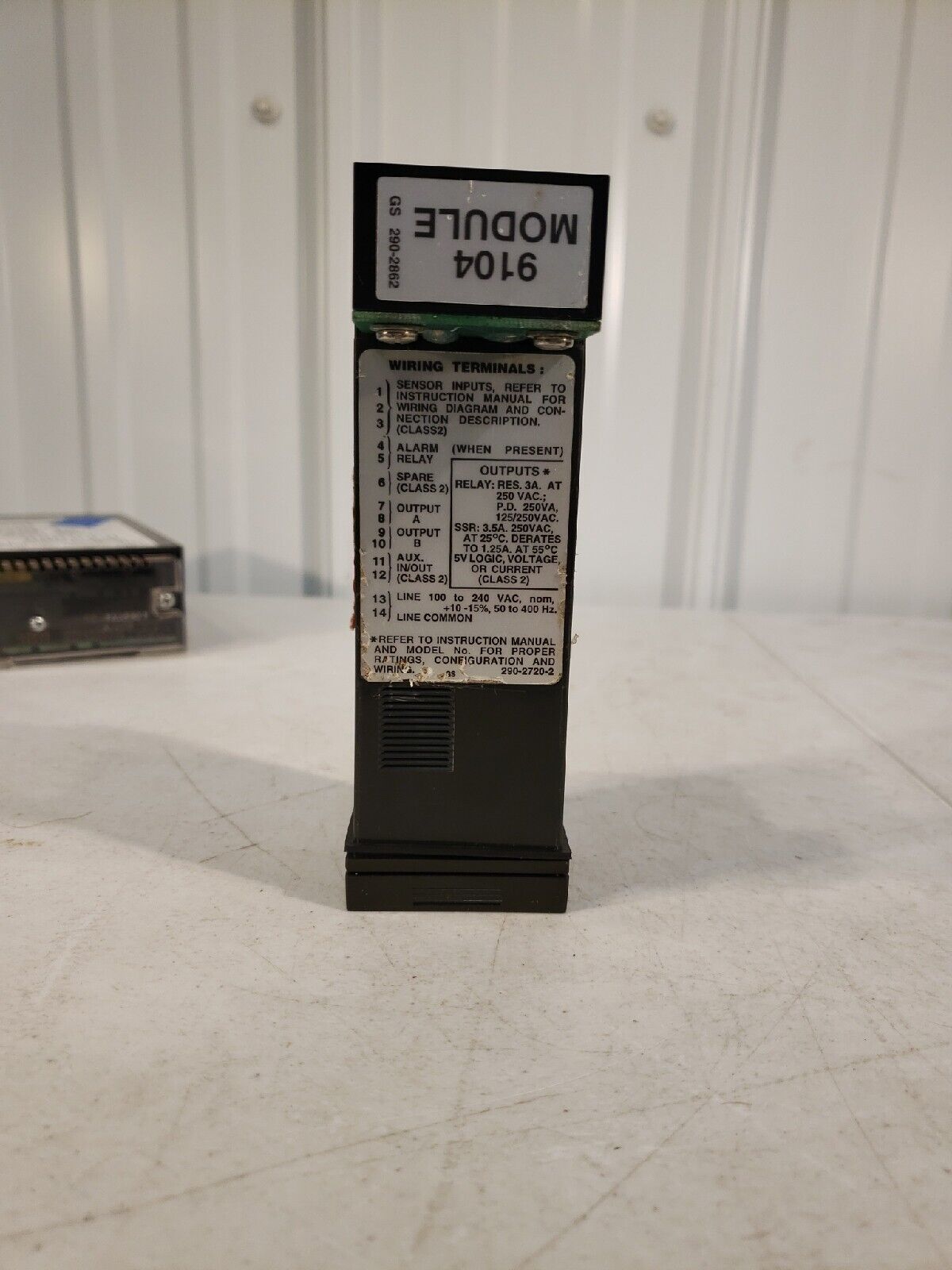 Omega Microprocessor Omega CN76000 Microprocessor-Based Temperature/Process Controller – Lab ...