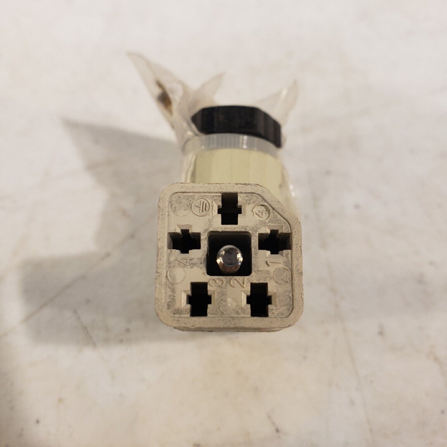 Pfeiffer Balzers TCW 002 Water Cooling Monitor Head Attachment Solenoid Head