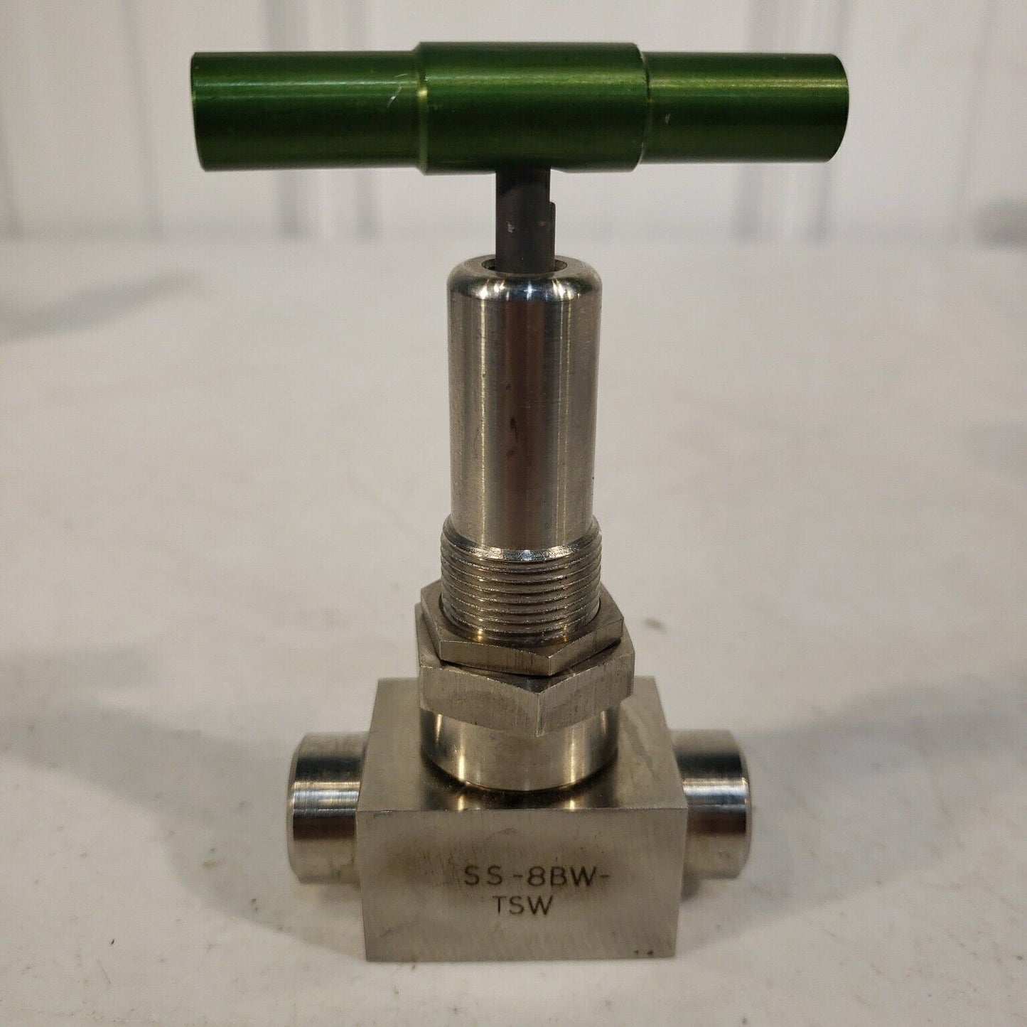 Nupro Swagelok SS8BWTSW 1/2" Tube Needle Valve Stainless Steel Lab