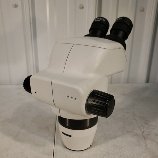 Nikon SMZ-745 Stereo Zoom Microscope w/ 10x Eyepieces