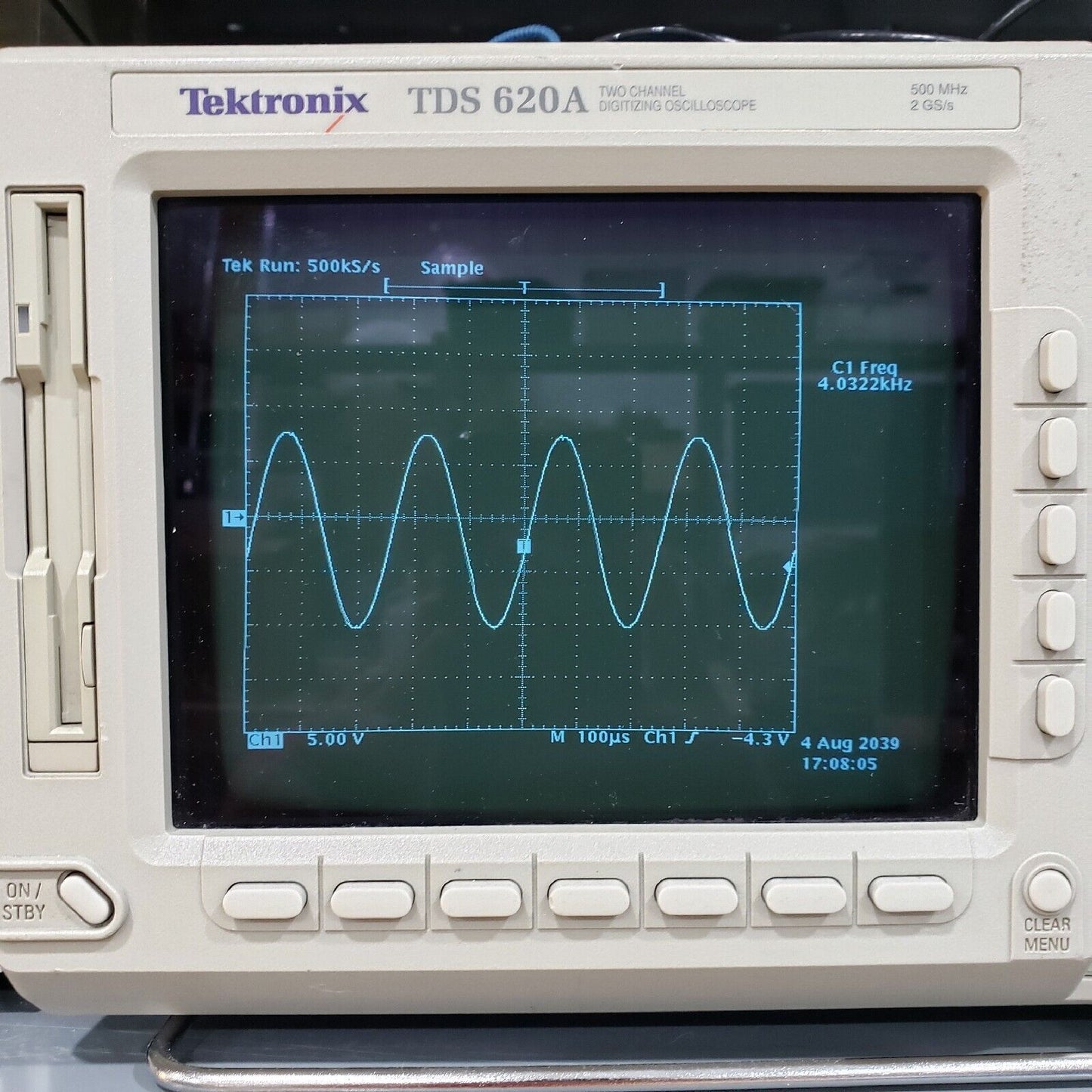 Hewlett Packard HP Agilent 8111A Pulse/Function Generator 20MHz