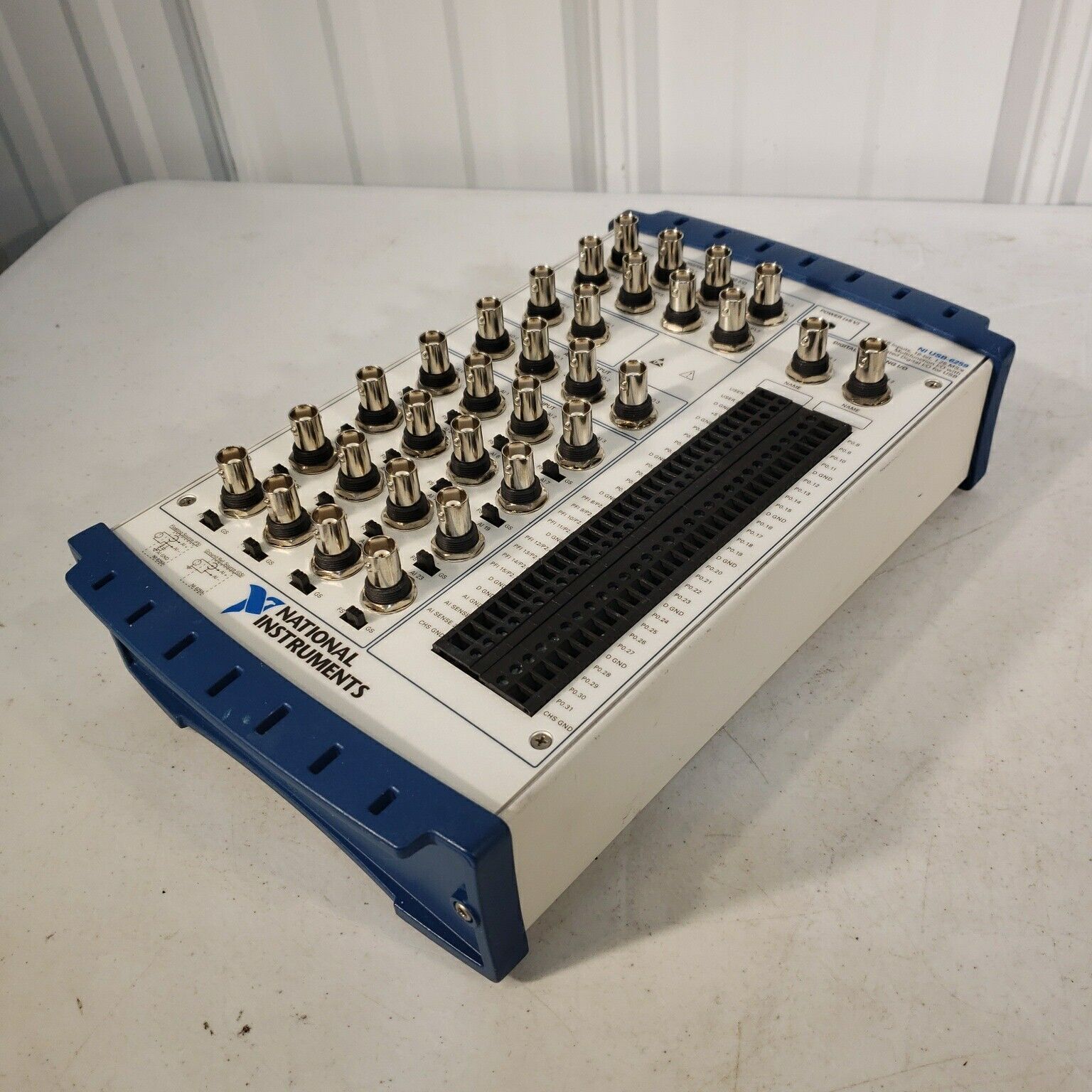 National Instruments USB-6259 Multifunction I/O Device Tested Powers O ...
