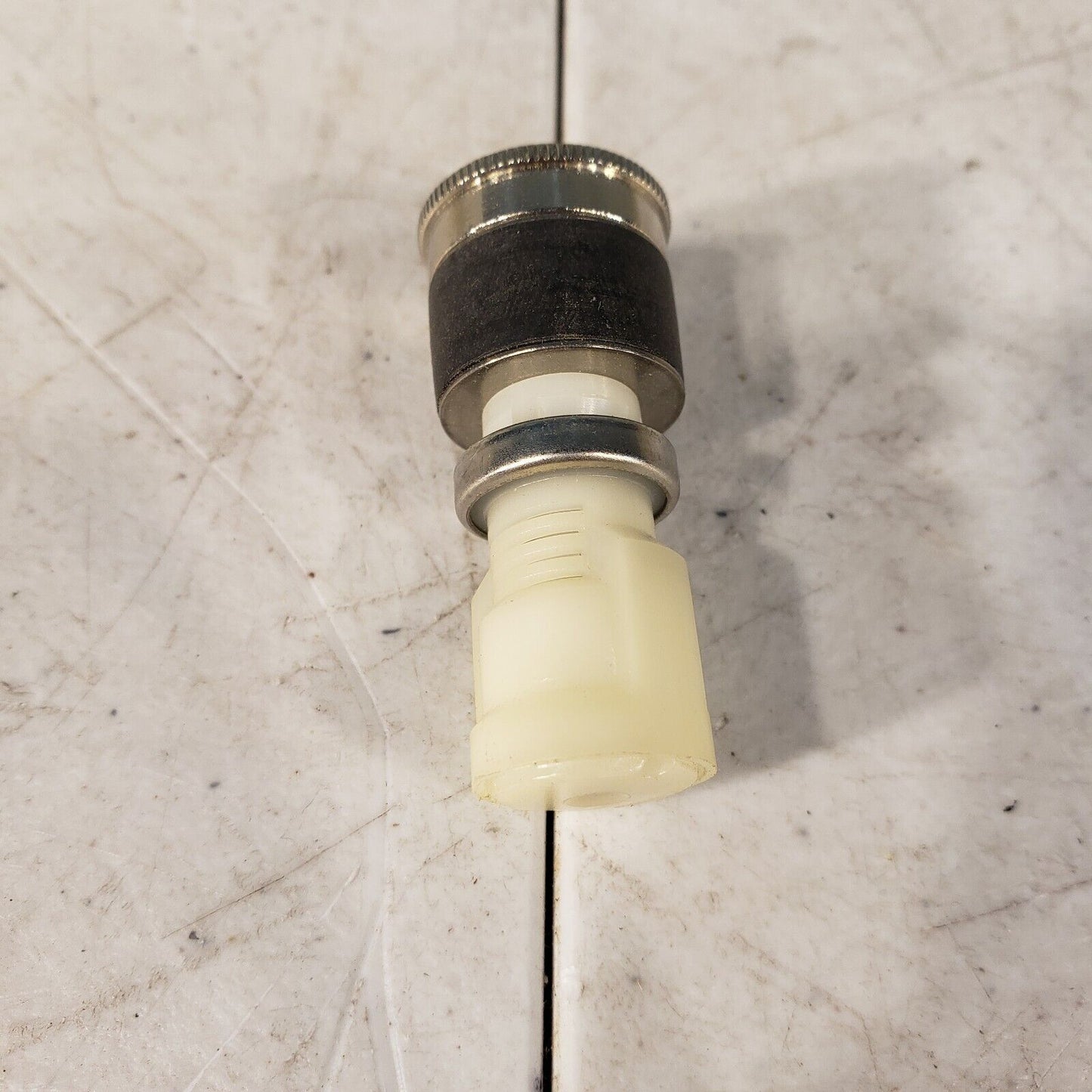 MemrySafe ShowerGard Anti-Scald Device 10500 Sexauer SXR-115