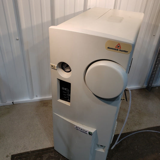 FOR PARTS - Domnick Hunter Nitrox Nitrogen Gas Generator UHPLCMS18