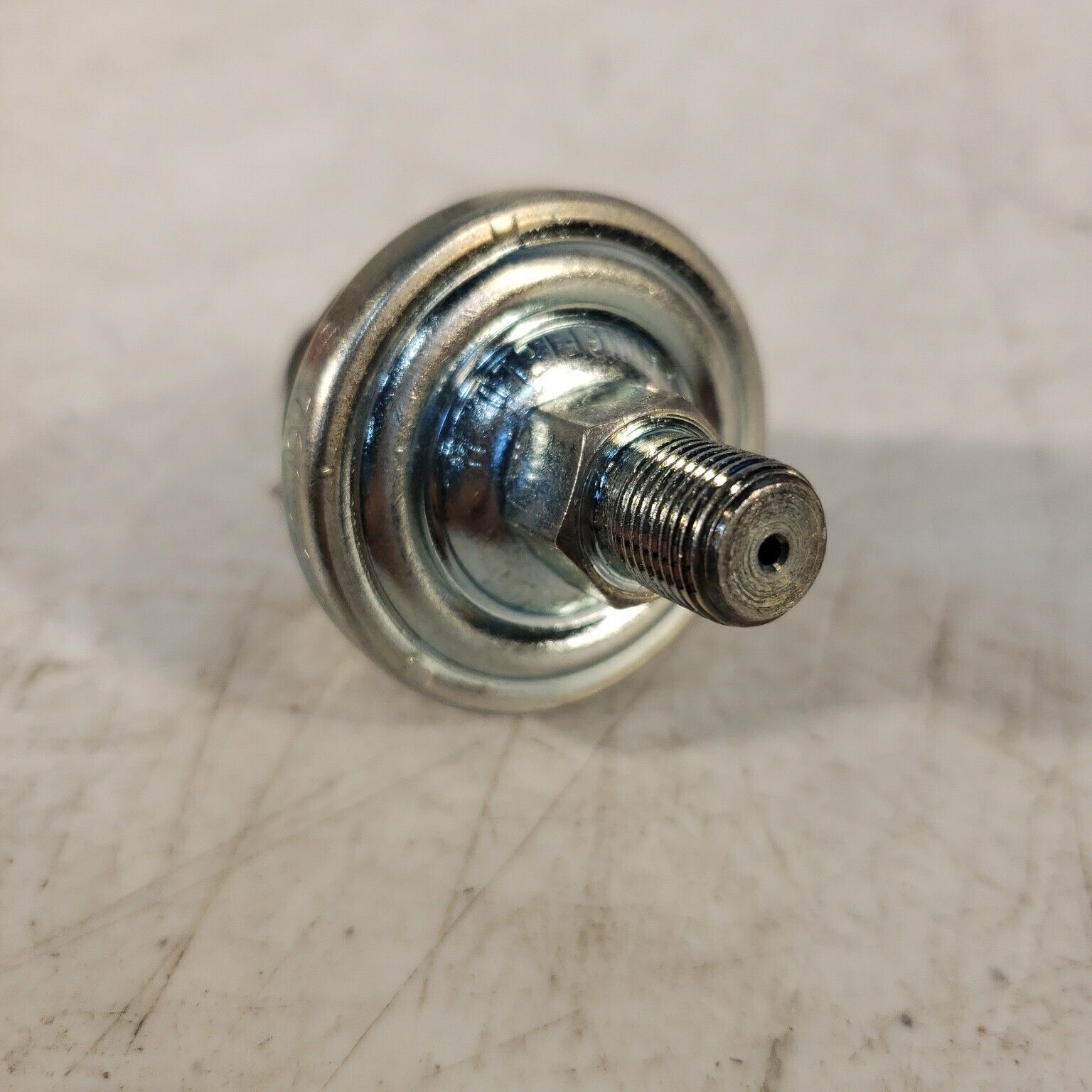 Hobbs 76054 60 N/O Pressure Switch Lab Liquidators Store