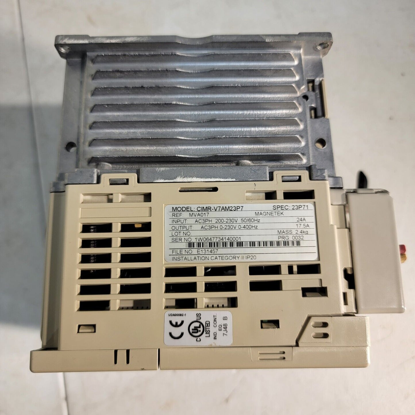 Yaskawa GPD 315/V7 CMIR-V7AM23P7 VFD Drive 3 Phase 200-230v 24A 3.7kW