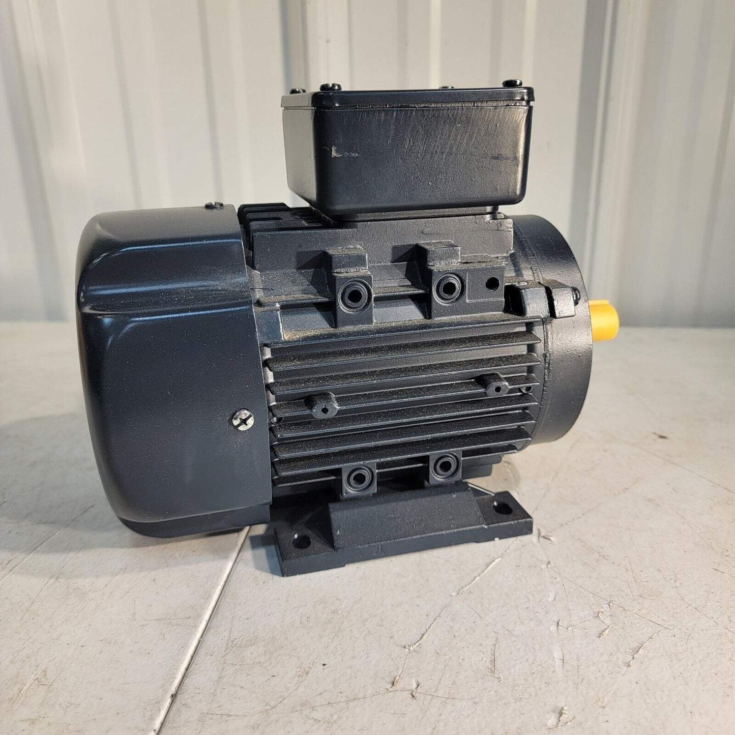 Marathon Electric 1/2 HP 1695RPM 230/460VAC 3PH IP55 71T17FH5327