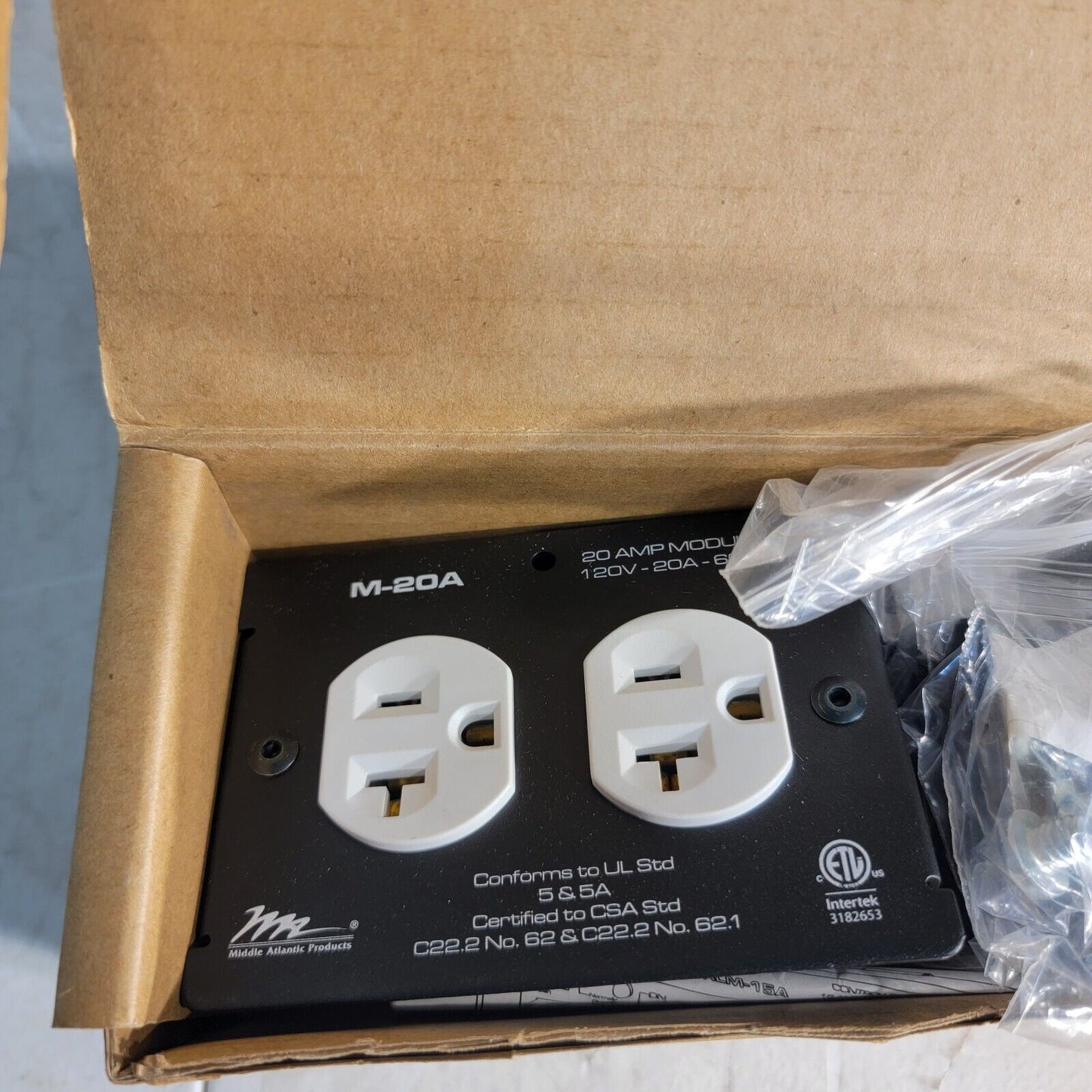 New Middle Atlantic Products M-20A 4" MPR 20A Duplex Module