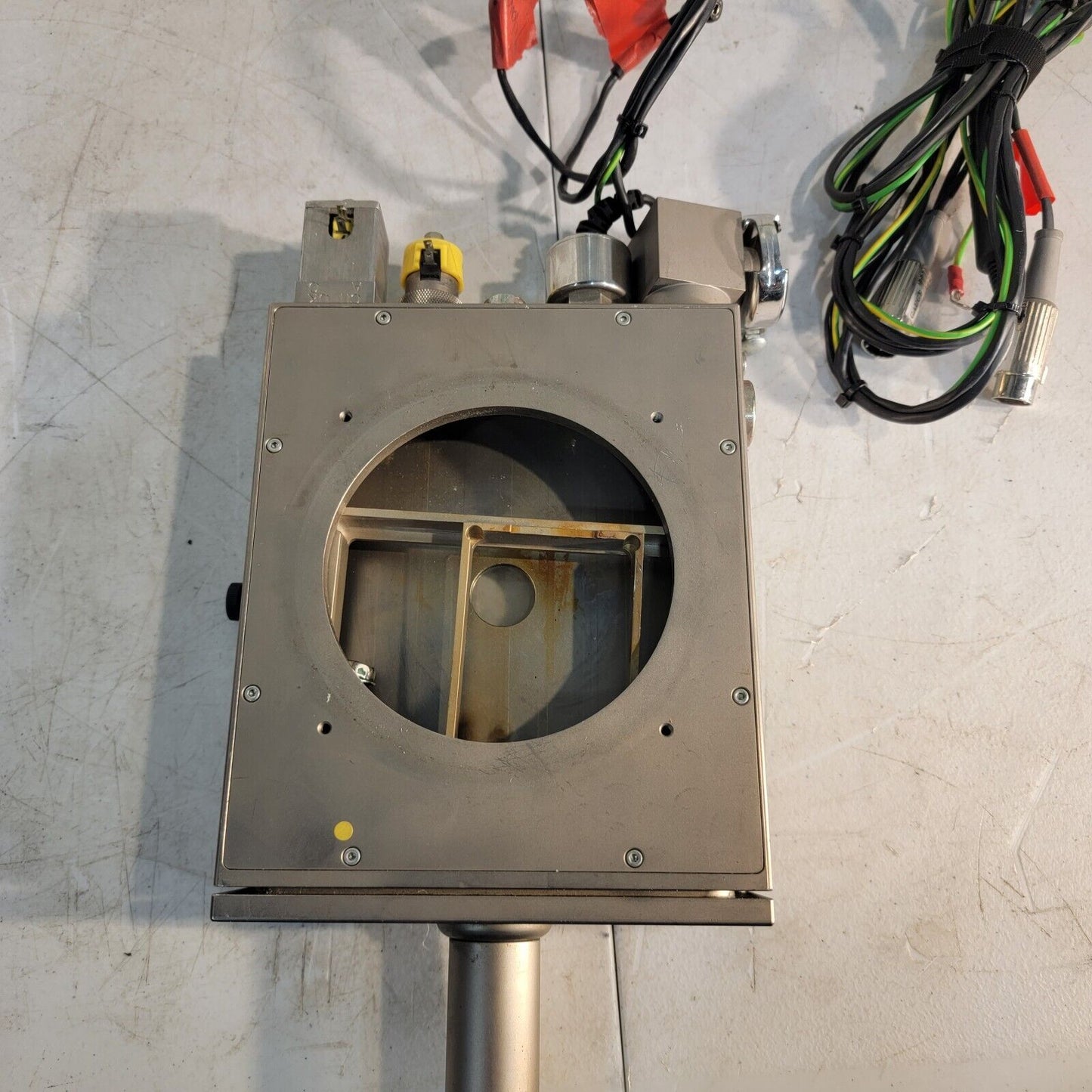 Optical High Vacuum Microscope Stage w/ Viewport Linkam Solenoid