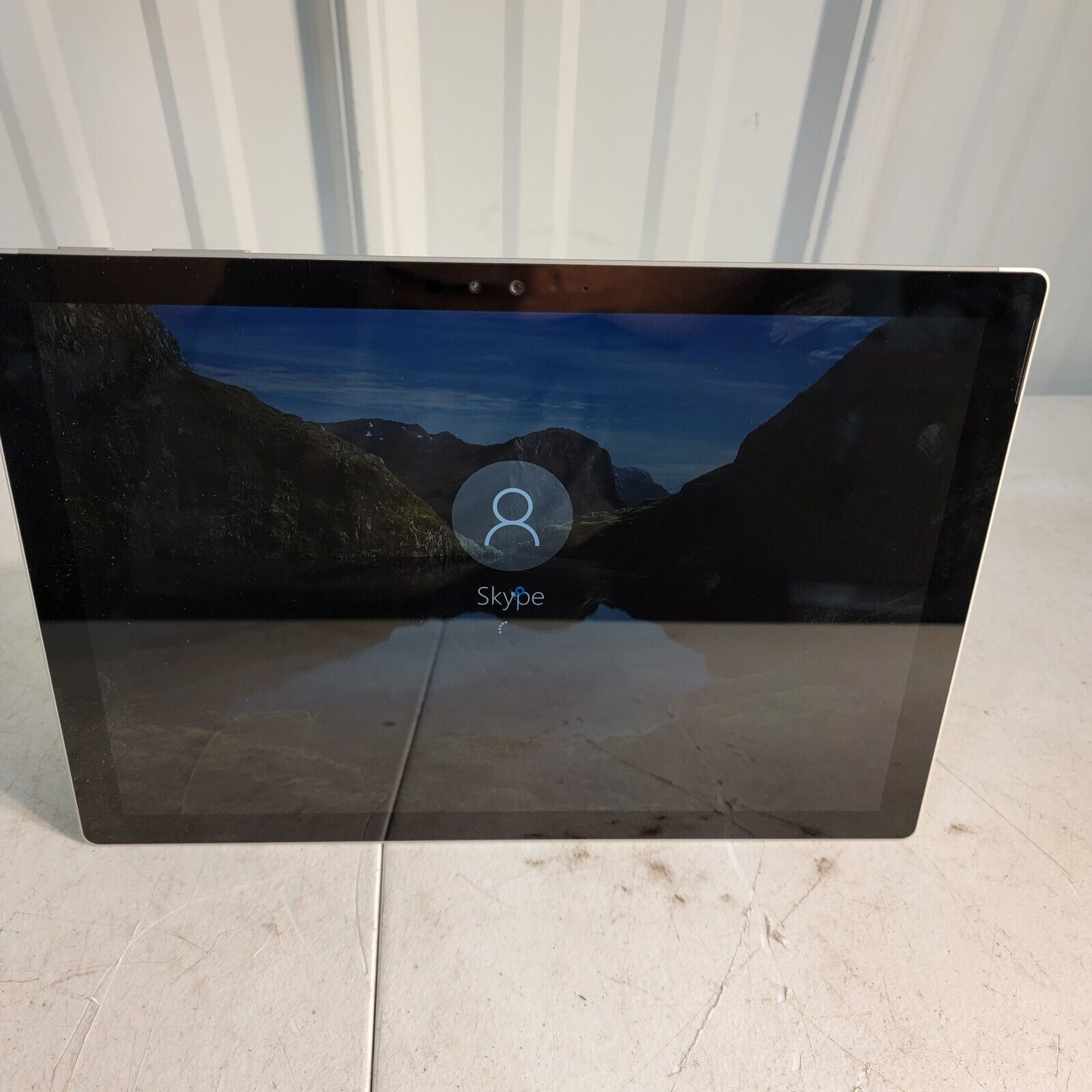 HAS PASSWORD, NEEDS RESET Microsoft Surface Pro 4 1724 4GB RAM 128GB SSD