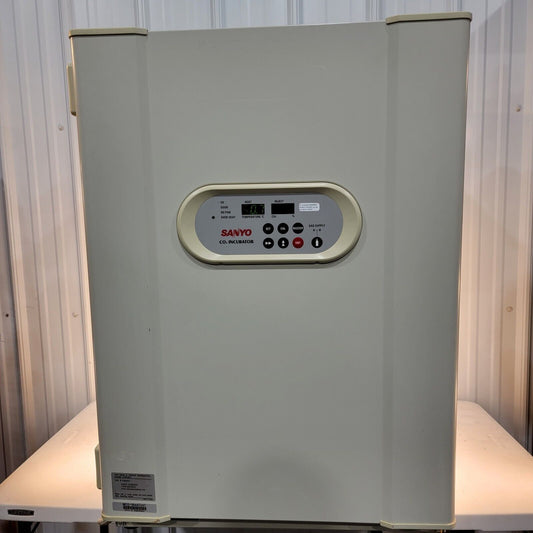 Sanyo MCO-18AIC(UV) CO2 Air Jacketed Incubator UV IR Sensor - Tested