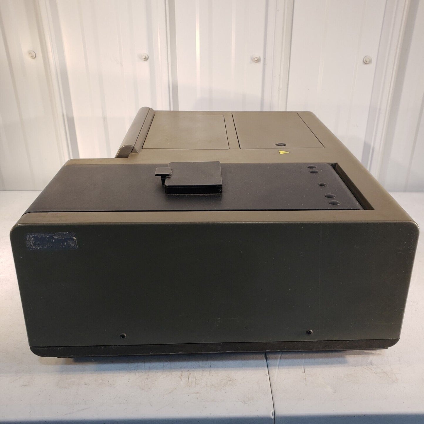 Spectronic 336002 Genesys 2 Spectrophotometer Optical Spectrometer w/ 8-Cuvette