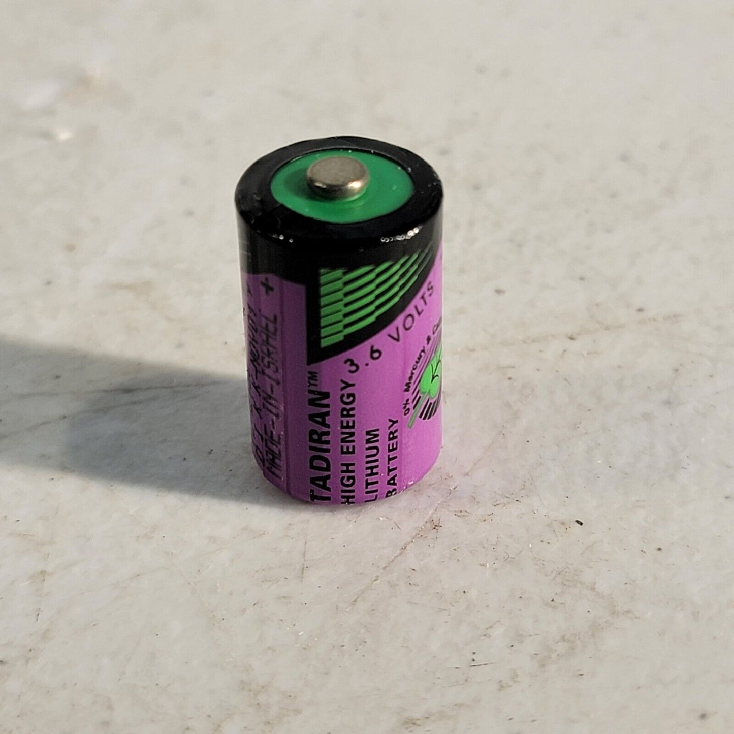 OEM TADIRAN 3.6V 1/2AA TL-2150 High Energy Lithium Battery Nov01