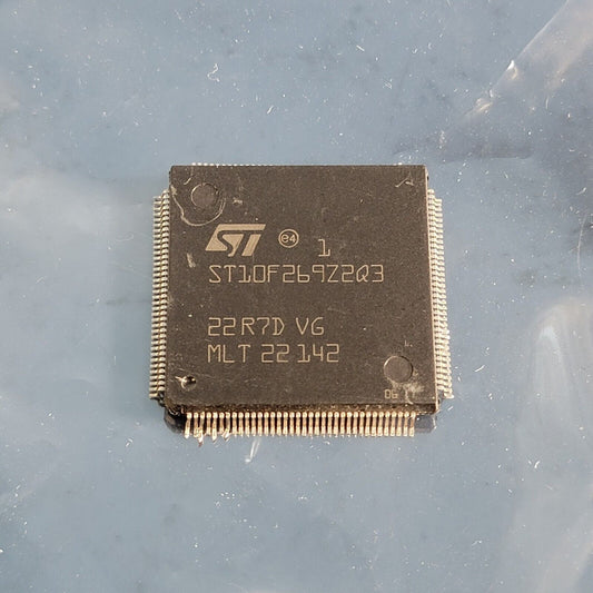 ST Chip ST10F269Z2Q3 16-bit Microcontrollers - MCU 256K Flash 12K RAM