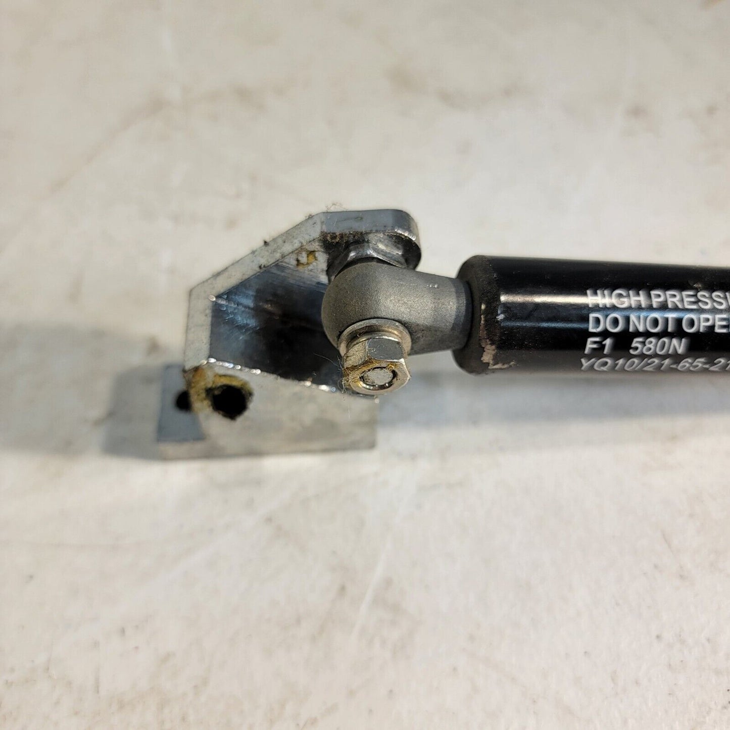VacMaster YQ10/21-65-210 Shock, Vacuum Lid High Pressure Air Piston