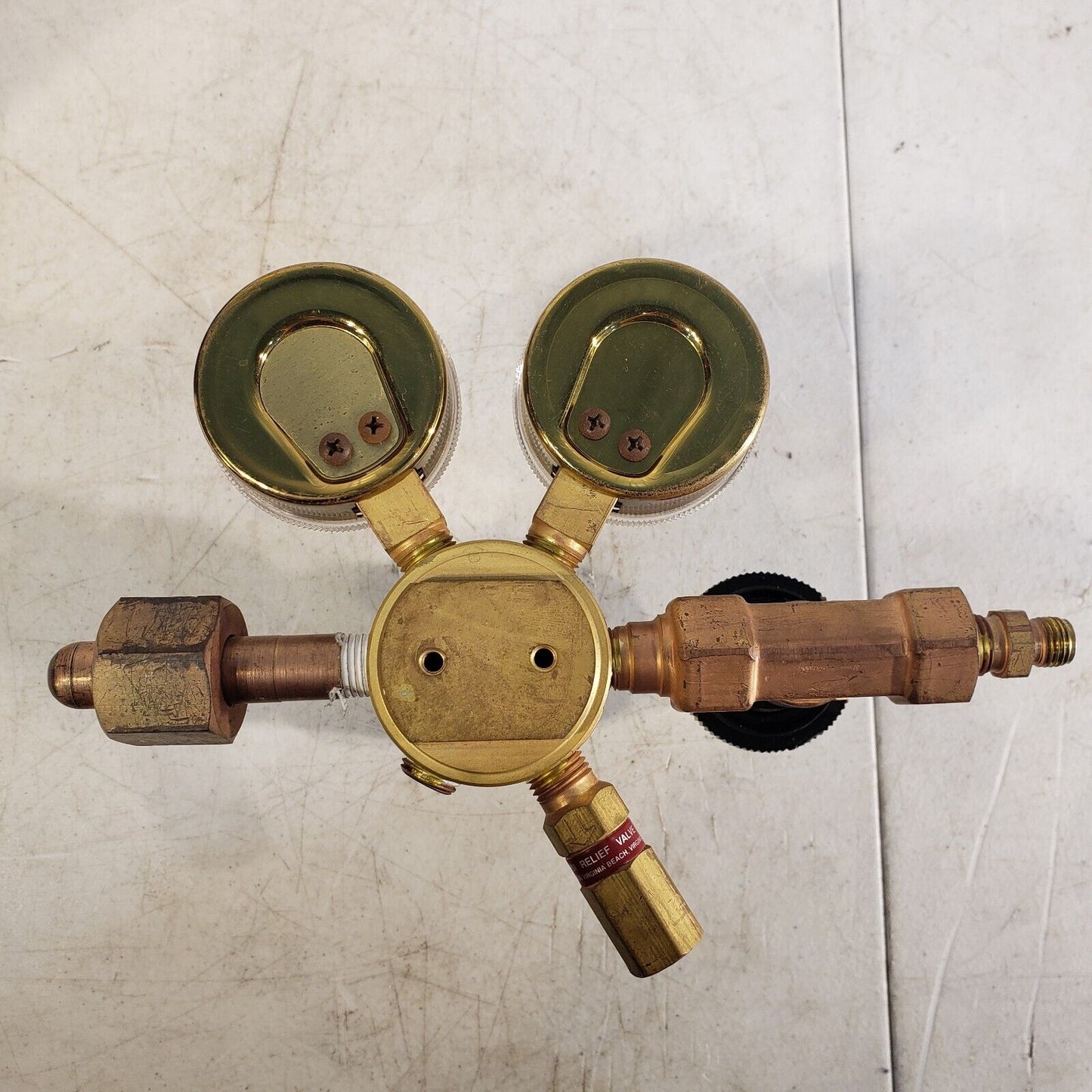 Concoa 400 Series 412-2331 Dual Gauge Pressure Regulator 200 PSI 4000 PSI