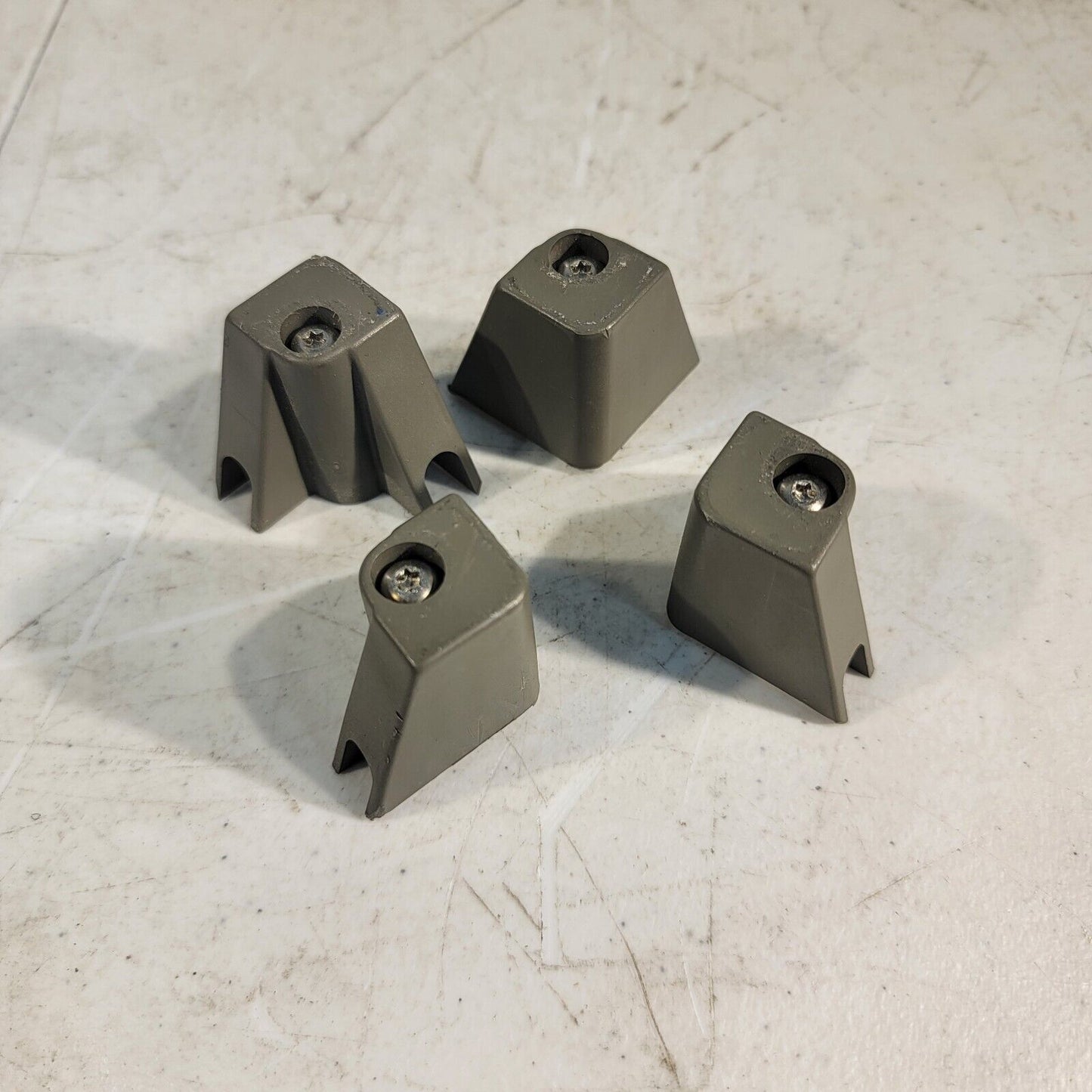 4x Test Equipment Feet HP Hewlett Packard Agilent T15 Screws