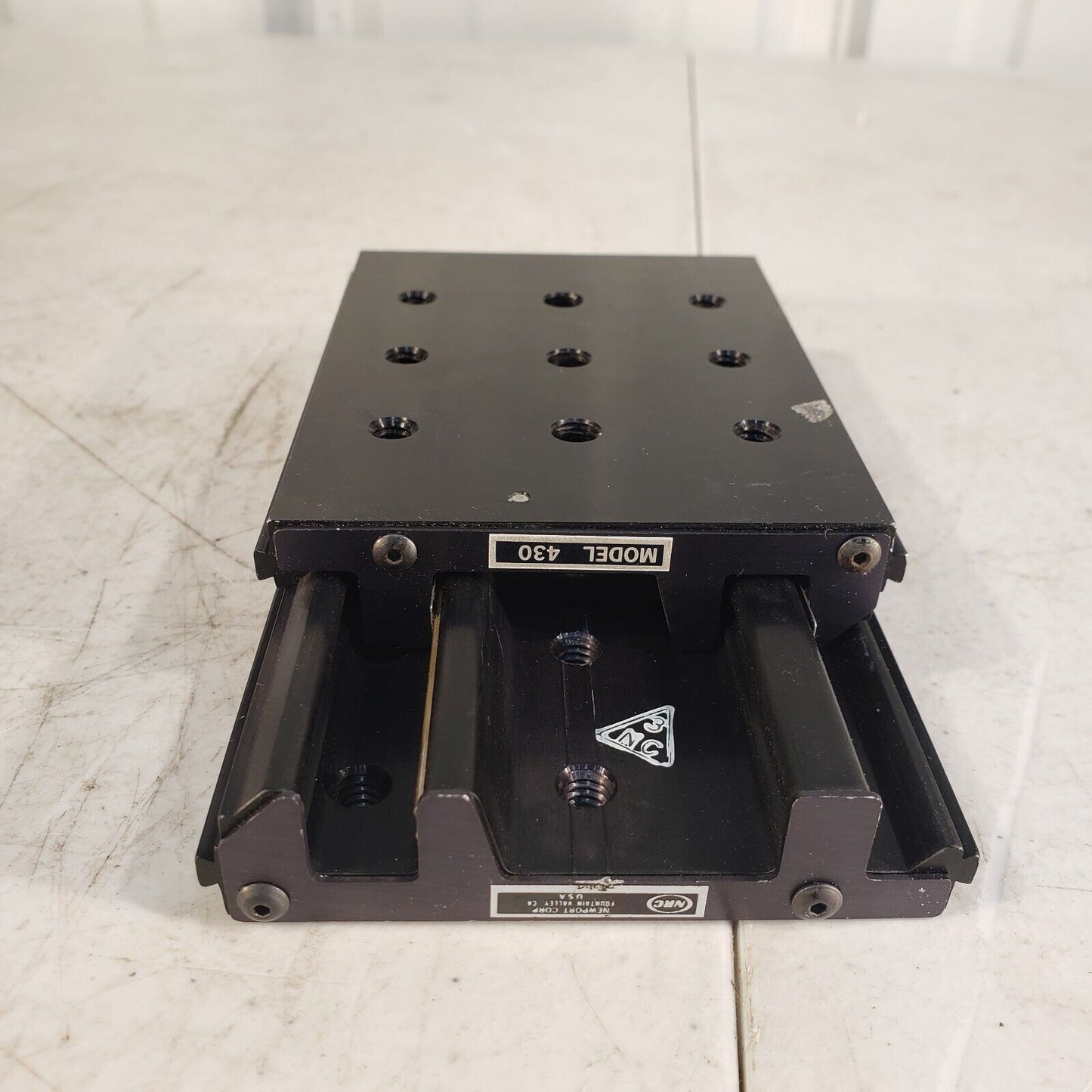 NRC NEWPORT MODEL 430 LINEAR 3" x 4" POSITIONER