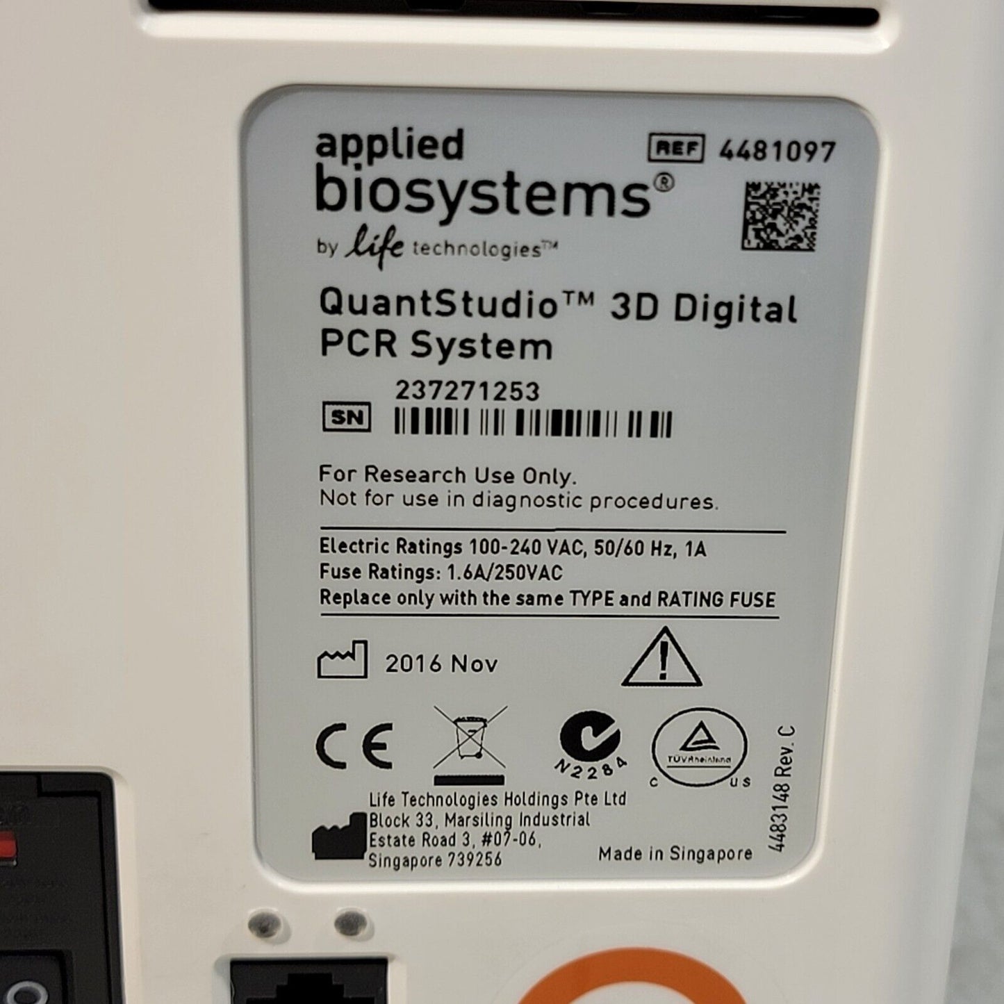 Applied Biosystems QuantStudio 3D Digital PCR System Life