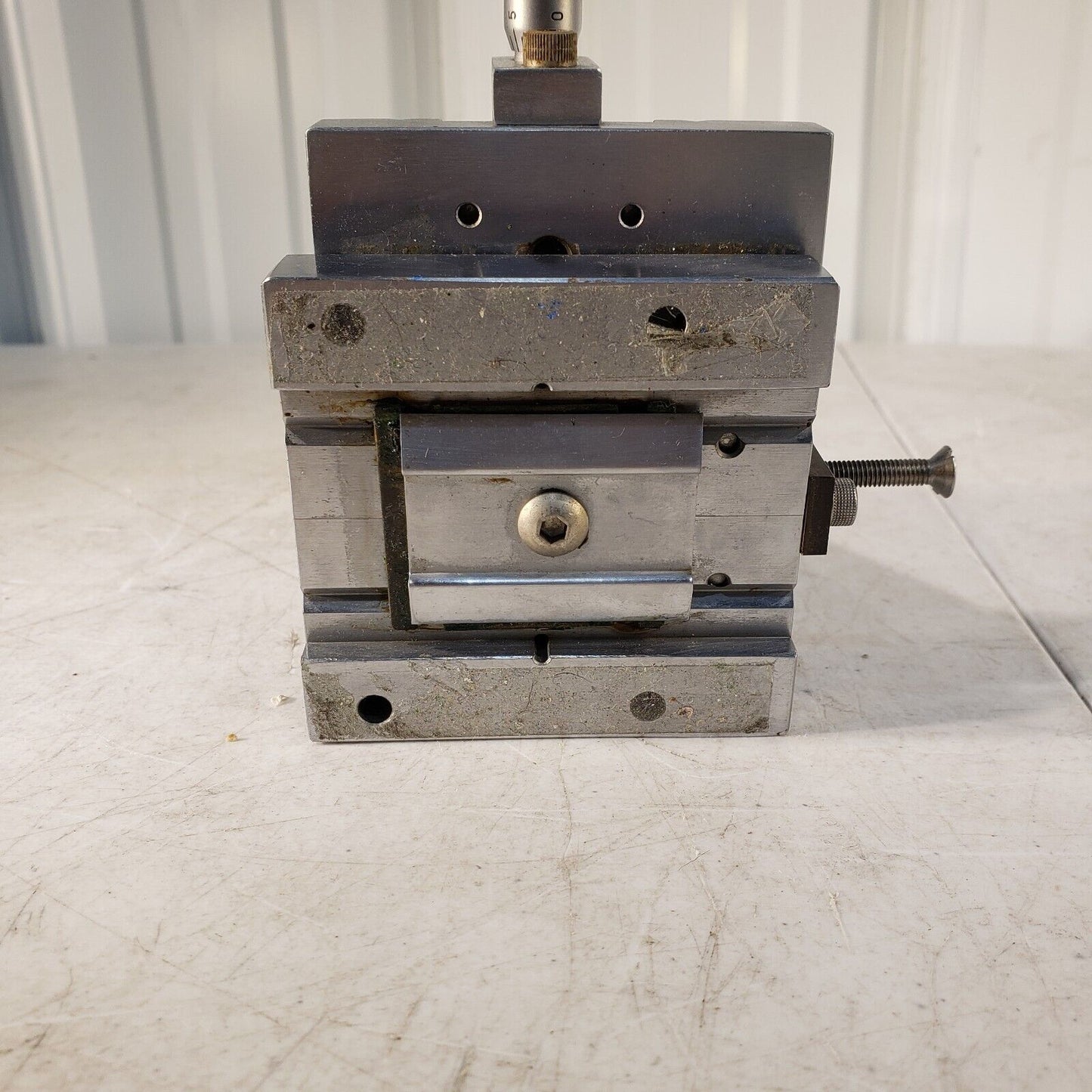 Kulicke & Soffa Micropositioner XYZ 3-Axis Micrometer Translation Stage Optics